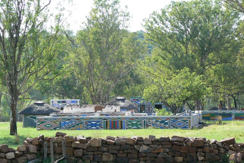 01 REGIONE DEL MPUMALANGA Villaggio Ndebele